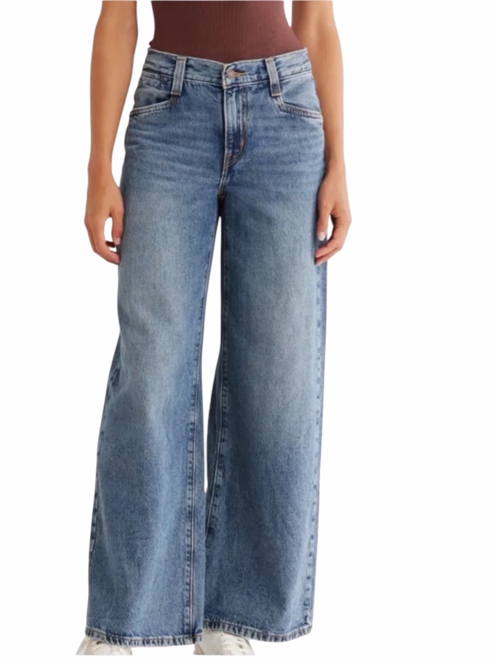 Levi's 94 Baggy Wide Leg Jeans in Medium Blue size 32 x 31